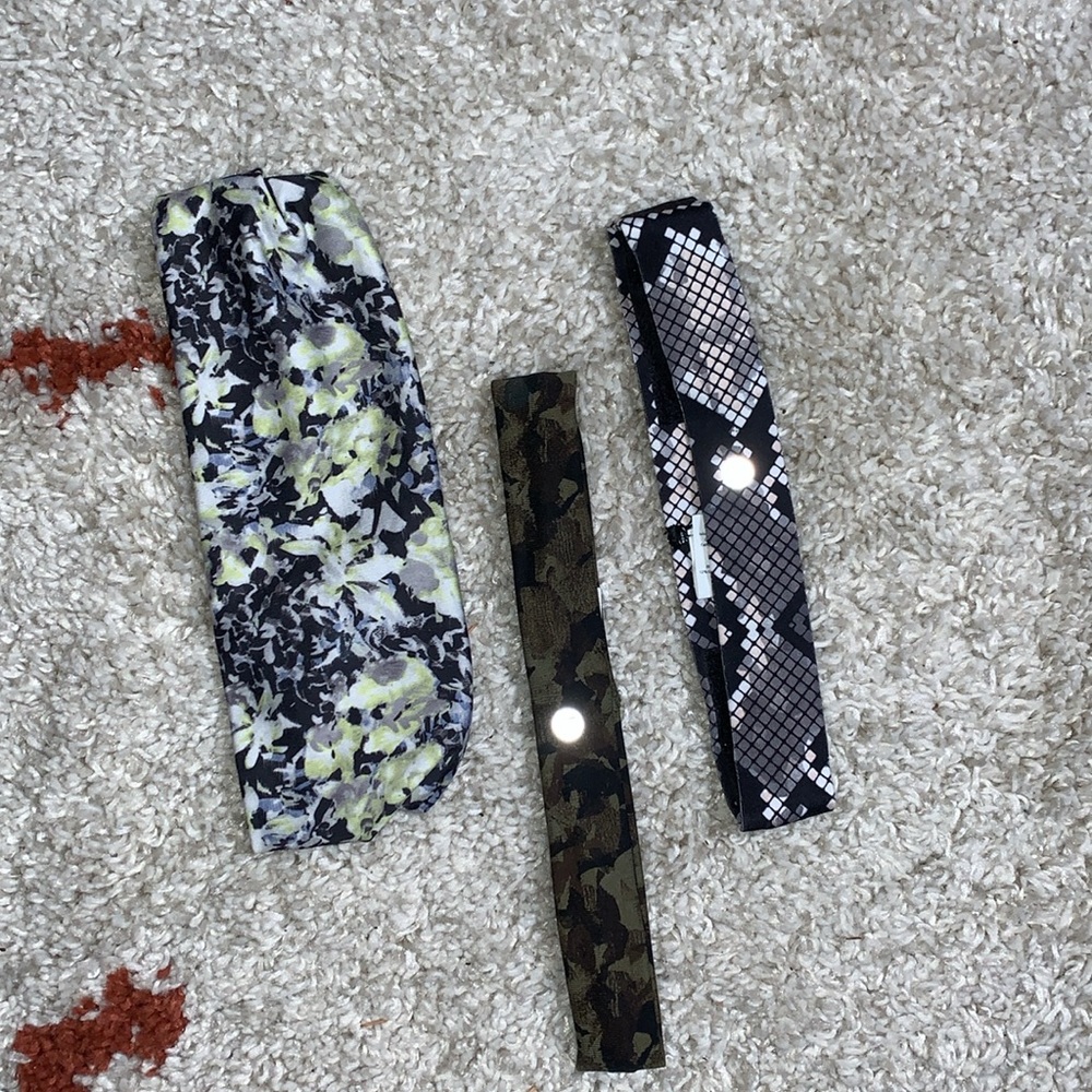 Lululemon- 3 Headbands- Woods Camo, White/Black/Pink 🐍 Skin, Floral- One Size